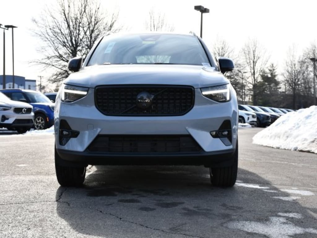 New 2026 Volvo XC40 B5 Ultra Black Edition SUV