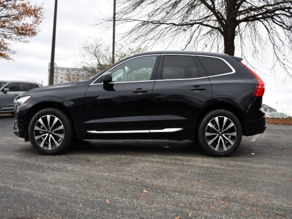 Used 2023 Volvo XC60 B5 AWD Plus Bright SUV