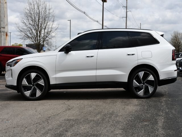 2025 Volvo EX90 Twin Motor Performance Plus photo 4