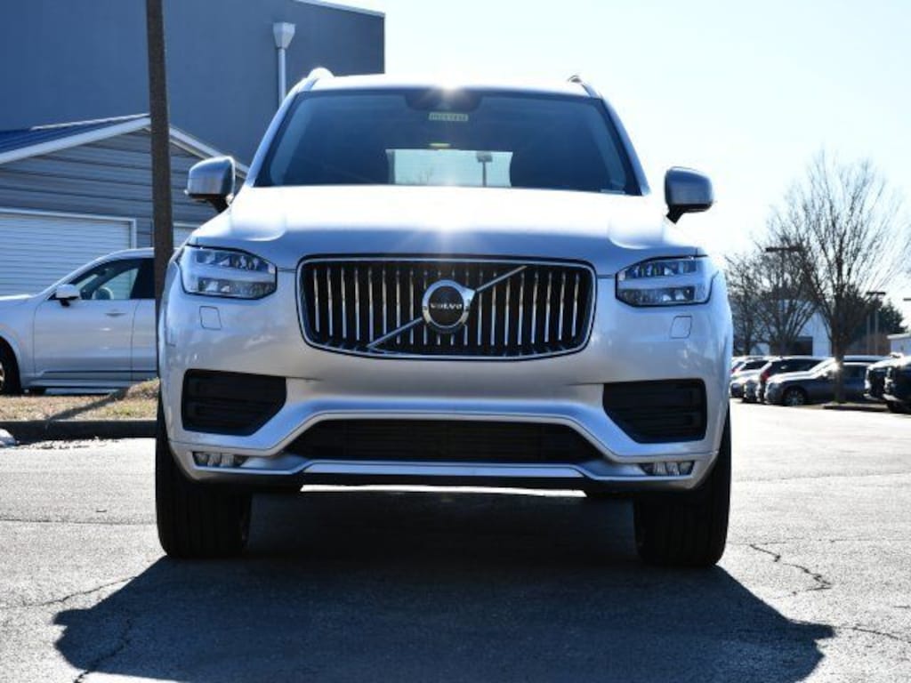 Certified 2022 Volvo XC90 T6 AWD Momentum 7 Seater SUV
