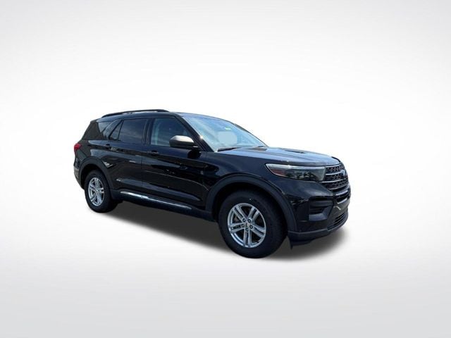 2021 Ford Explorer XLT 4WD's photo