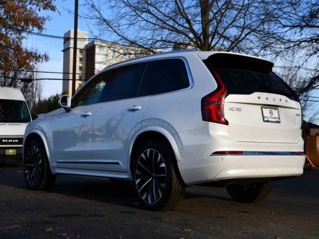Certified 2025 Volvo XC90 B6 (2025.5) Plus 7-Seater SUV