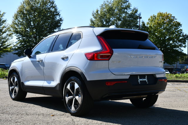 Certified 2026 Volvo XC40 B5 Plus SUV