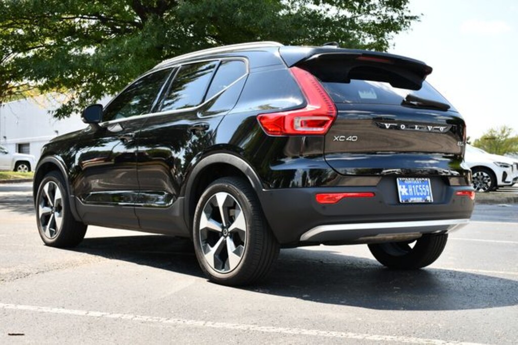 Certified 2023 Volvo XC40 B5 AWD Plus Bright SUV