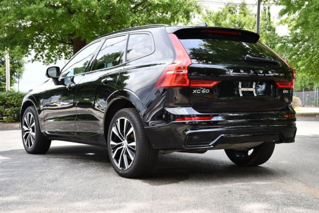 Used 2024 Volvo XC60 B5 Plus Dark SUV