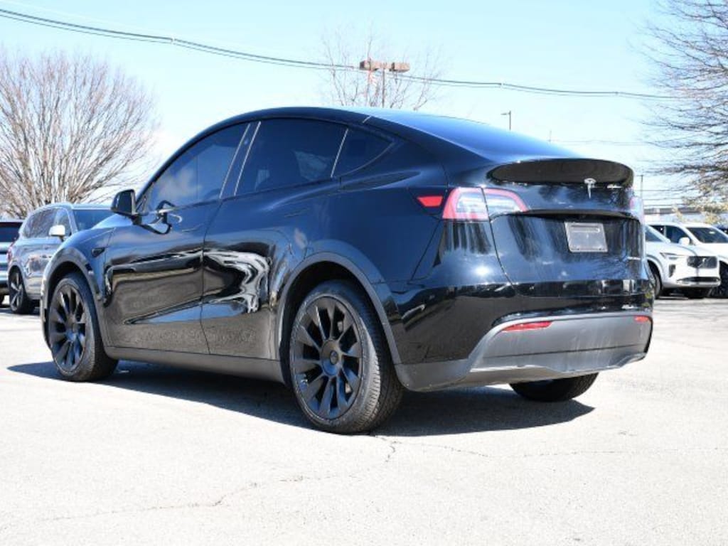 Used 2023 Tesla Model Y Long Range SUV