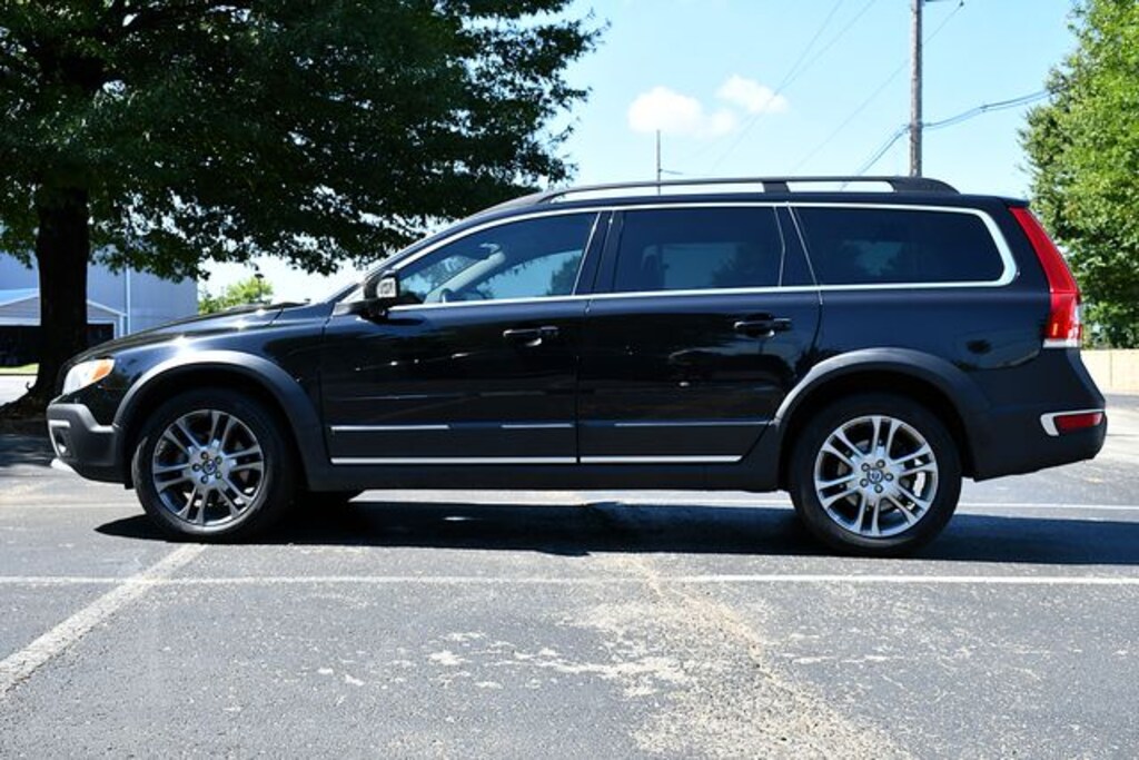 Used 2016 Volvo XC70 T5 Platinum Wagon