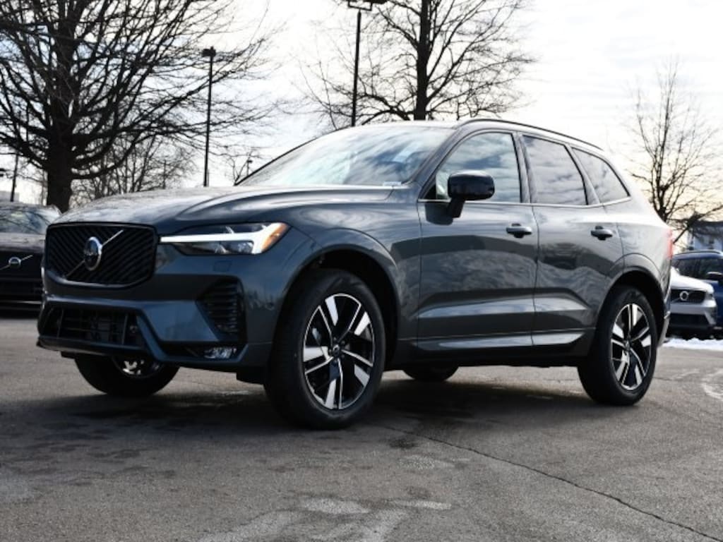 New 2026 Volvo XC60 B5 Plus SUV