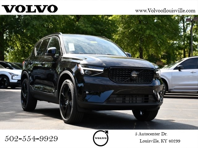 2026 Volvo XC40 B5 Ultra Black Edition