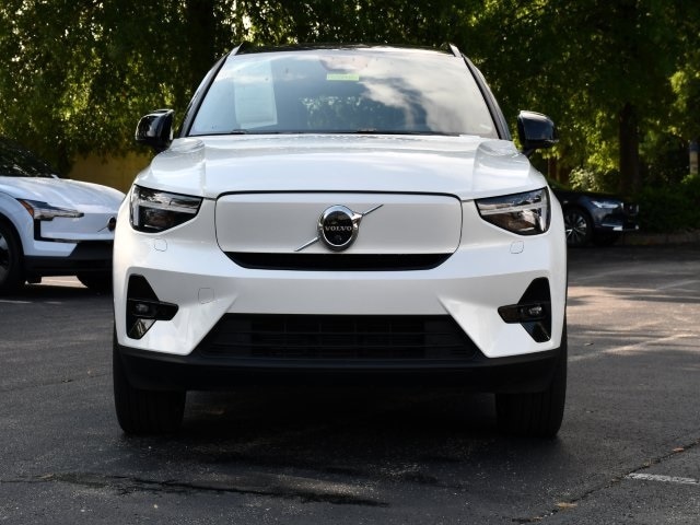 Used 2023 Volvo XC40 Ultimate with VIN YV4ED3UM5P2092470 for sale in Louisville, KY
