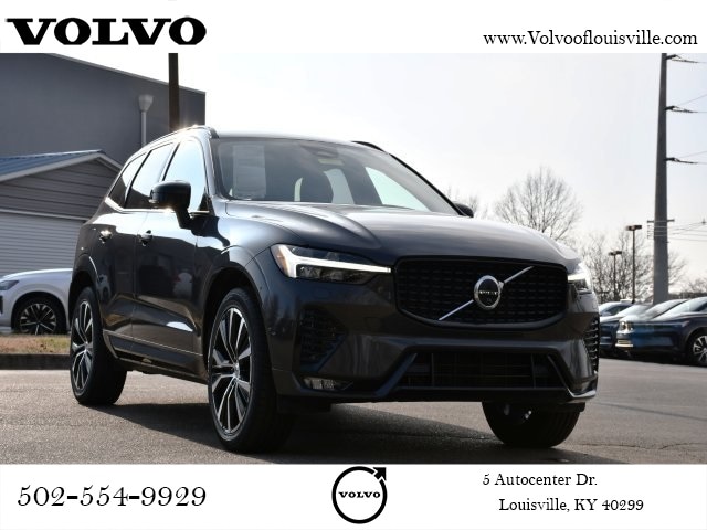 2025 Volvo XC60 Plus's photo