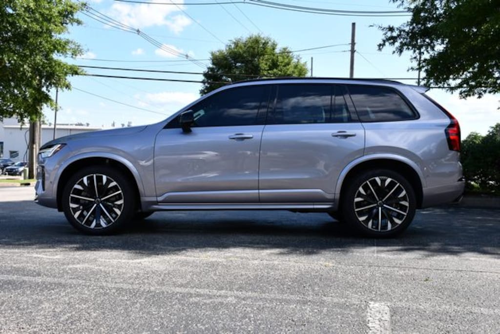 New 2026 Volvo XC90 B6 Ultra Dark Theme 6-Seater SUV