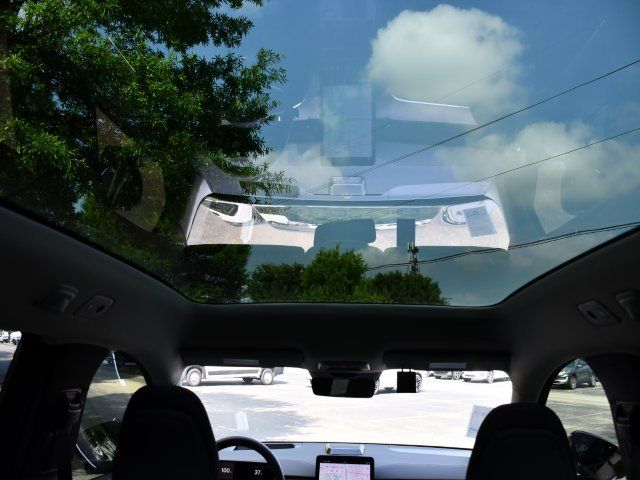 2025 Volvo EX90 Ultra - Photo 24
