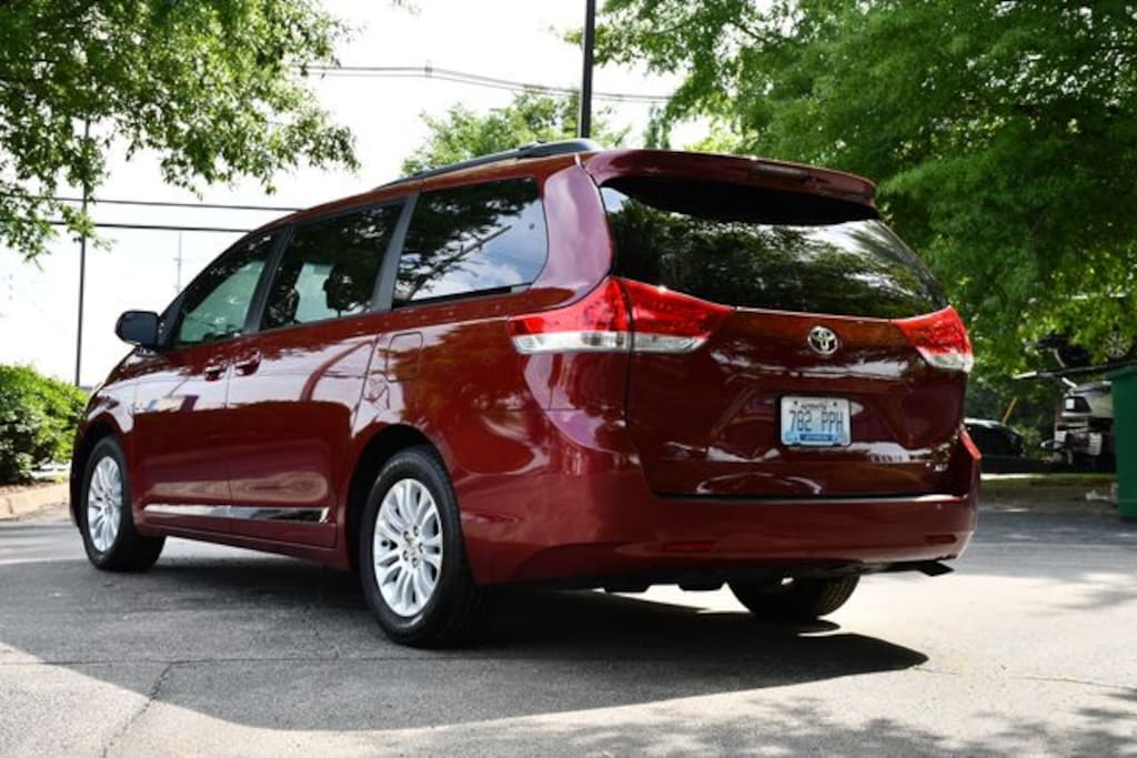 Used 2013 Toyota Sienna XLE V6 8 Passenger Van