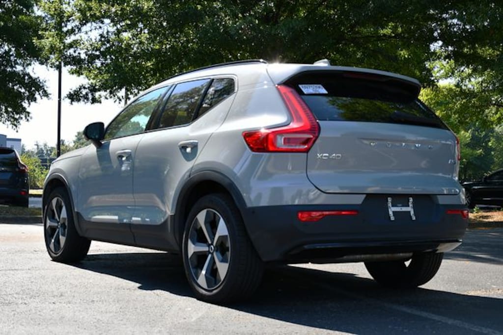 Used 2026 Volvo XC40 B5 Plus SUV