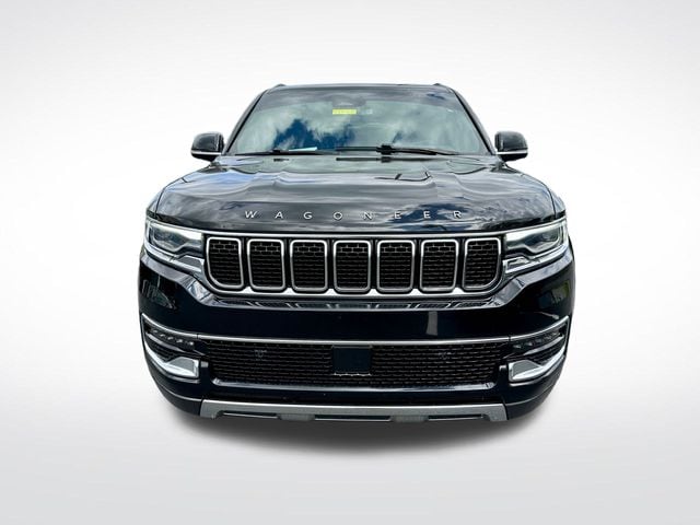 Used 2022 Jeep Wagoneer Series III with VIN 1C4SJVDT9NS231238 for sale in Louisville, KY