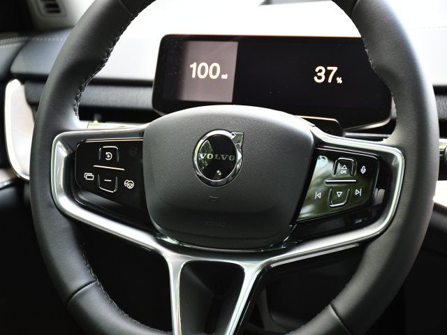 2025 Volvo EX90 Ultra - Photo 19
