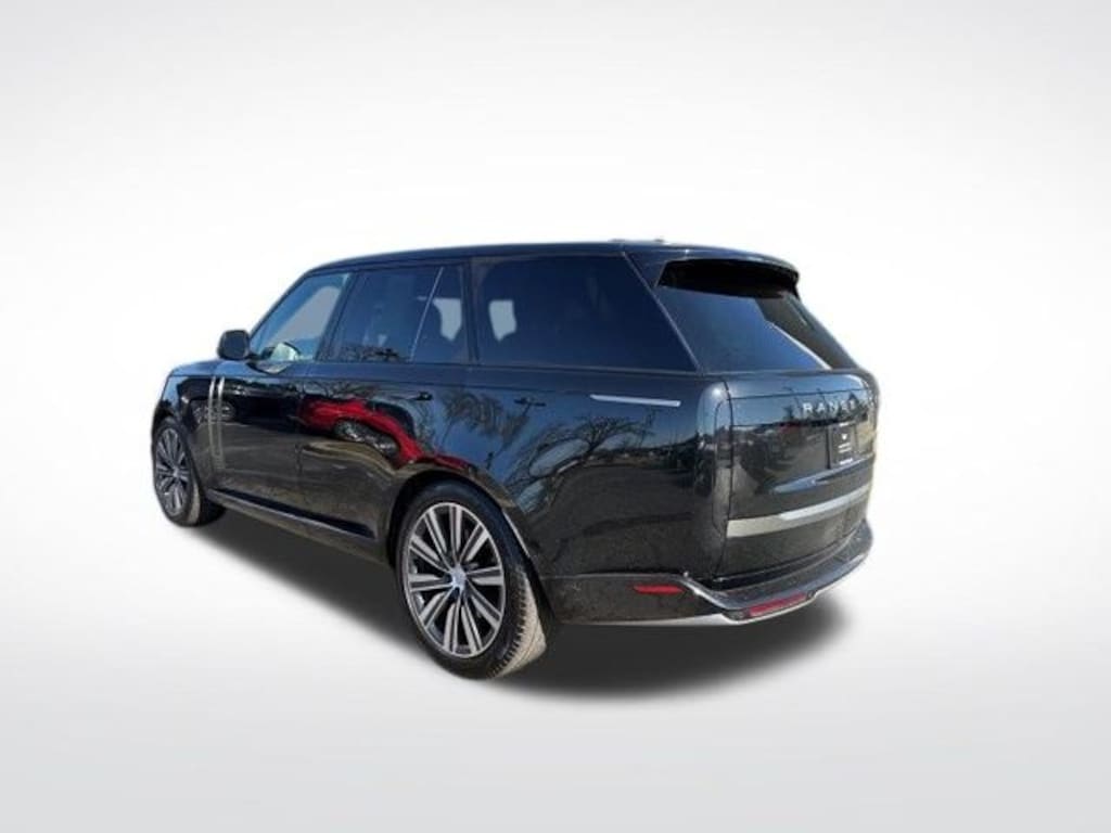 Used 2023 Land Rover Range Rover P400 SE SUV