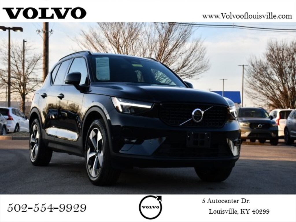 Certified 2025 Volvo XC40 B5 Plus Dark Theme SUV