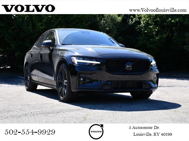 2024 Volvo S60 B5 Plus Black Edition's photo