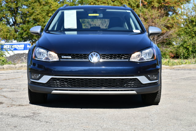 Used 2017 Volkswagen Golf Alltrack TSI SE 4MOTION Wagon
