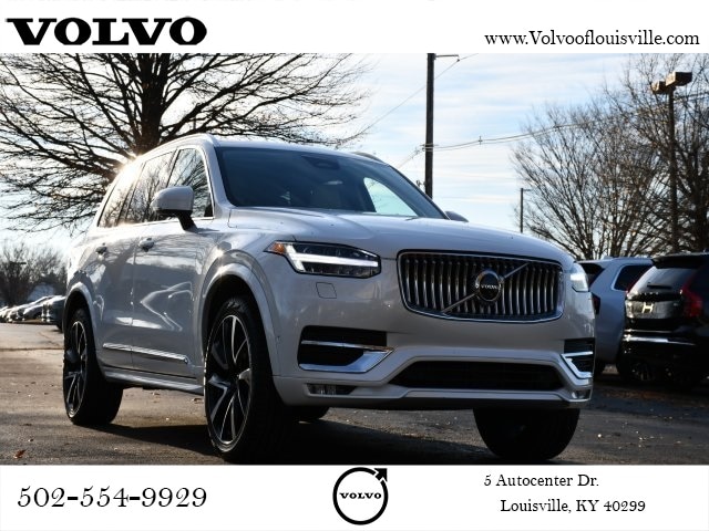 2024 Volvo XC90 Plus's photo