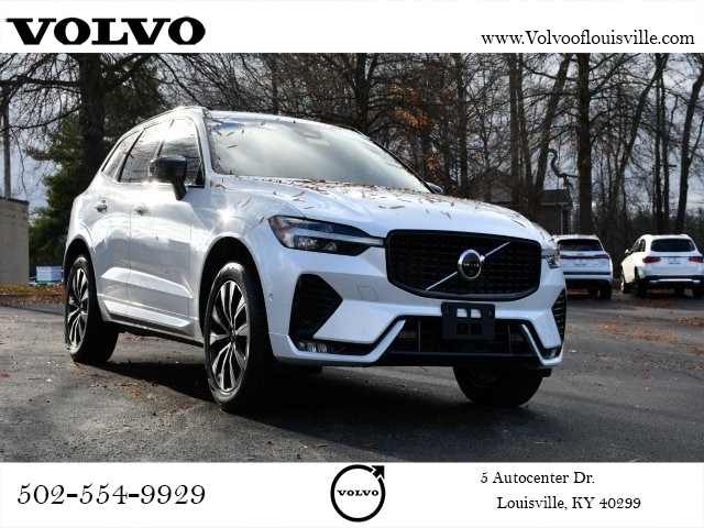2025 Volvo XC60 Plus's photo