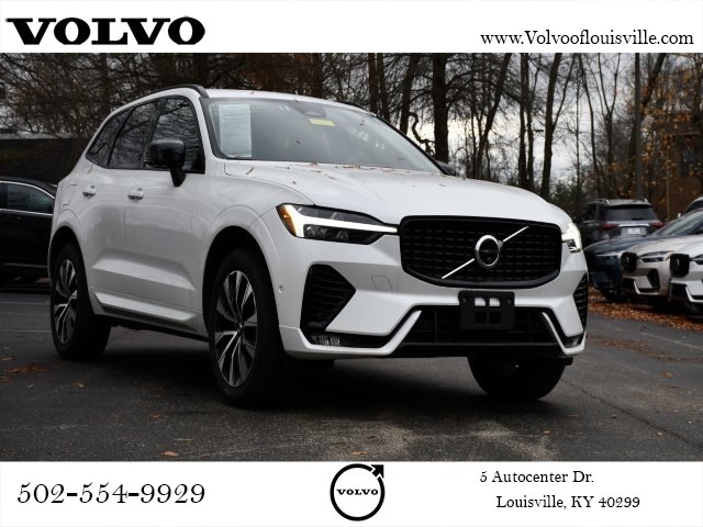 2025 Volvo XC60 Plus's photo