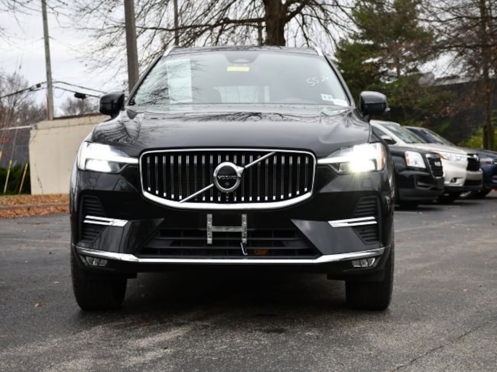 Used 2023 Volvo XC60 B5 AWD Plus Bright SUV