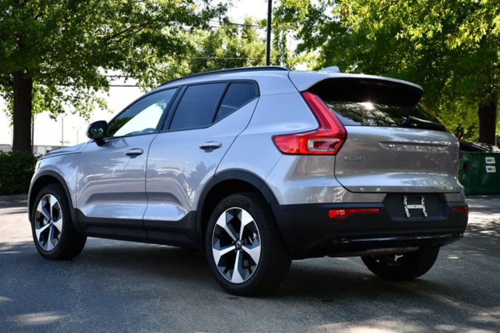 Certified 2026 Volvo XC40 B5 Plus SUV