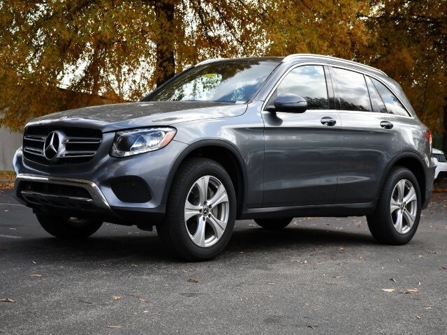 2018 Mercedes Benz GLC 300 4MATIC photo 3