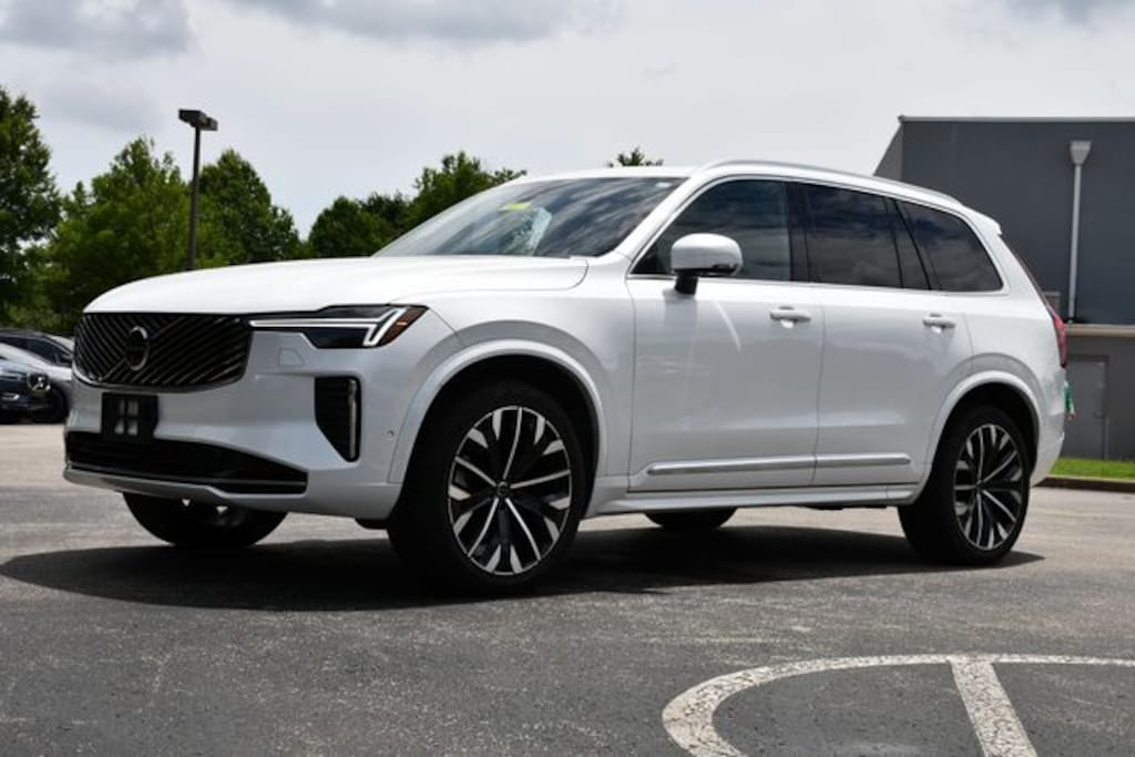 Used 2025 Volvo XC90 B6 (2025.5) Plus 7-Seater SUV