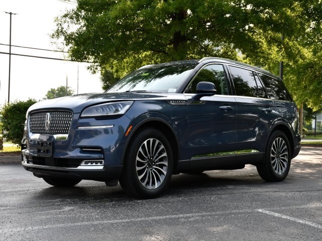 2021 Lincoln Aviator Reserve photo 2