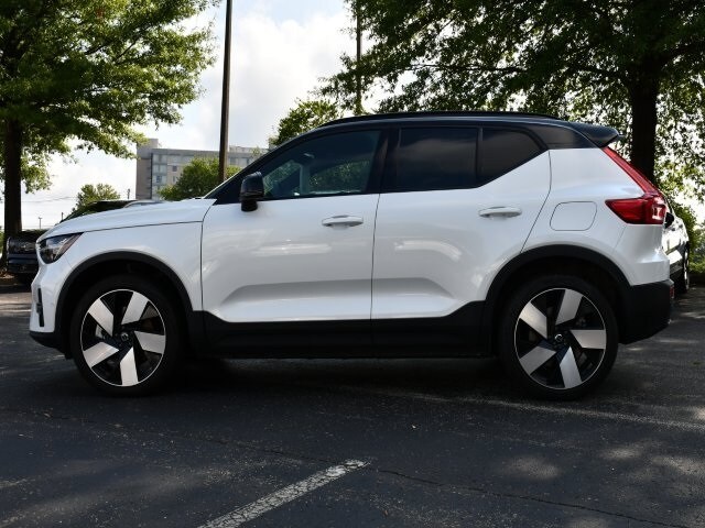 2023 Volvo XC40 Recharge Ultimate photo 4