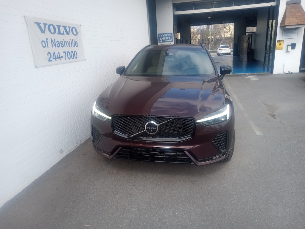 New 2026 Volvo XC60 B5 Plus SUV