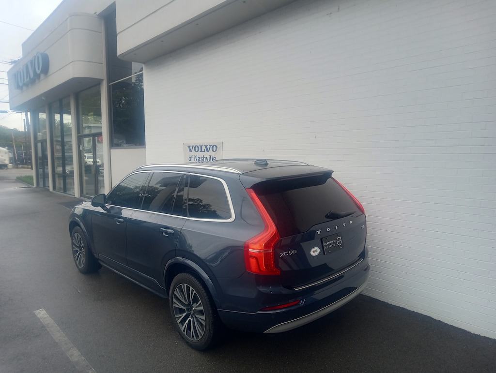 Certified 2022 Volvo XC90 T5 FWD Momentum 7 Seater SUV