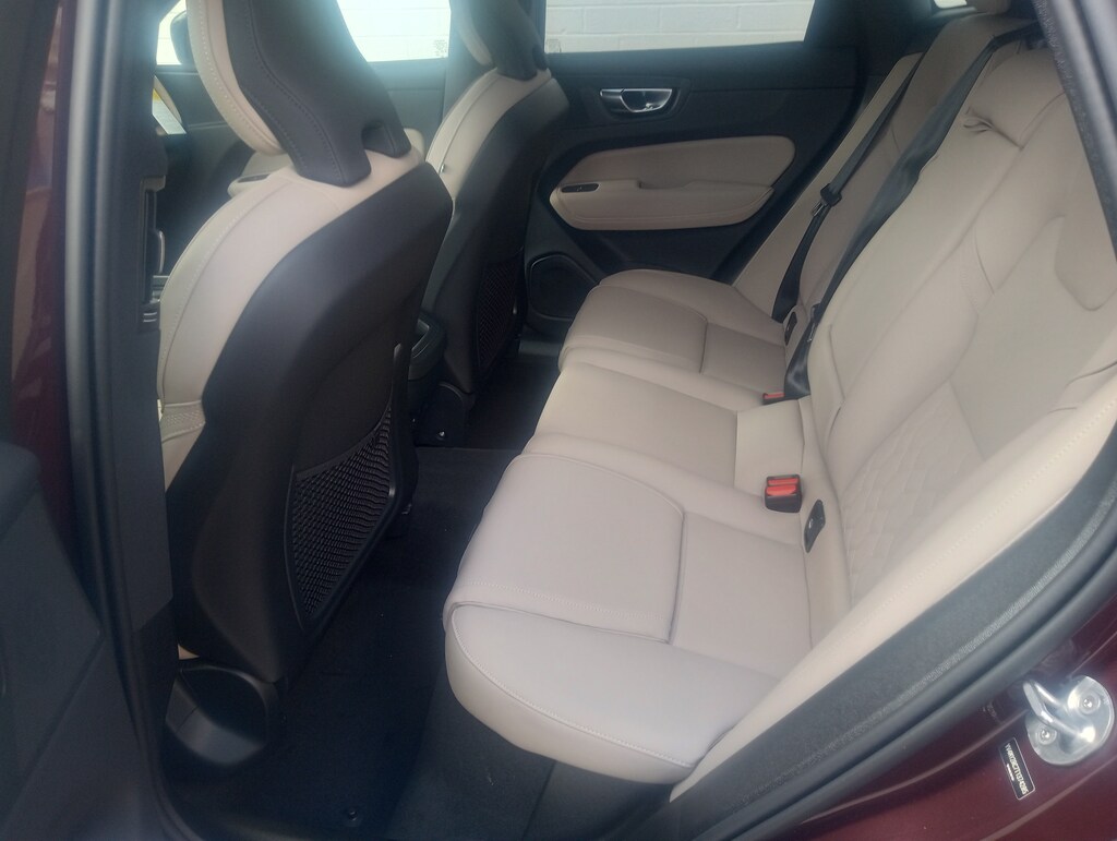 New 2026 Volvo XC60 B5 Plus SUV