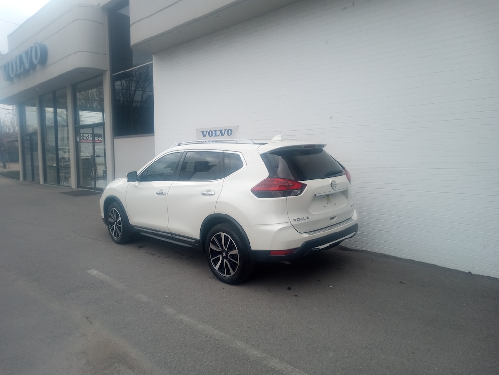 Used 2018 Nissan Rogue SL SUV