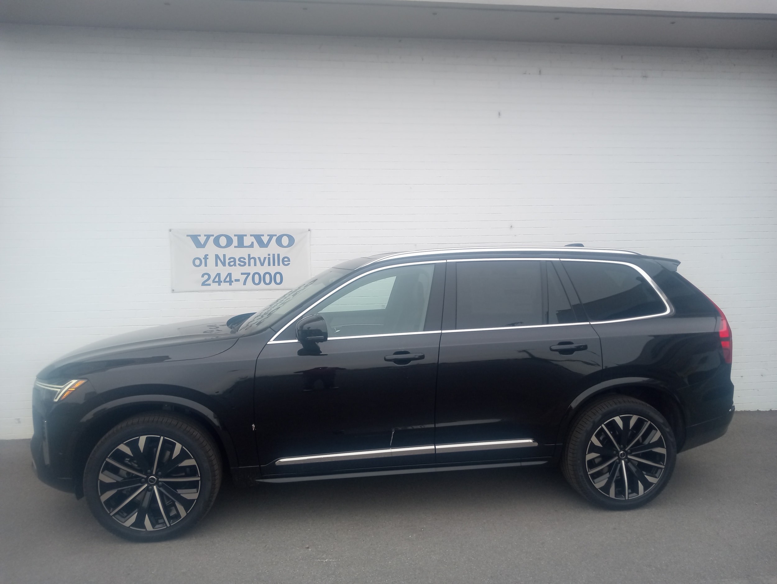 2026 Volvo XC90 B6 Ultra Bright 7-Seater 4WD's photo