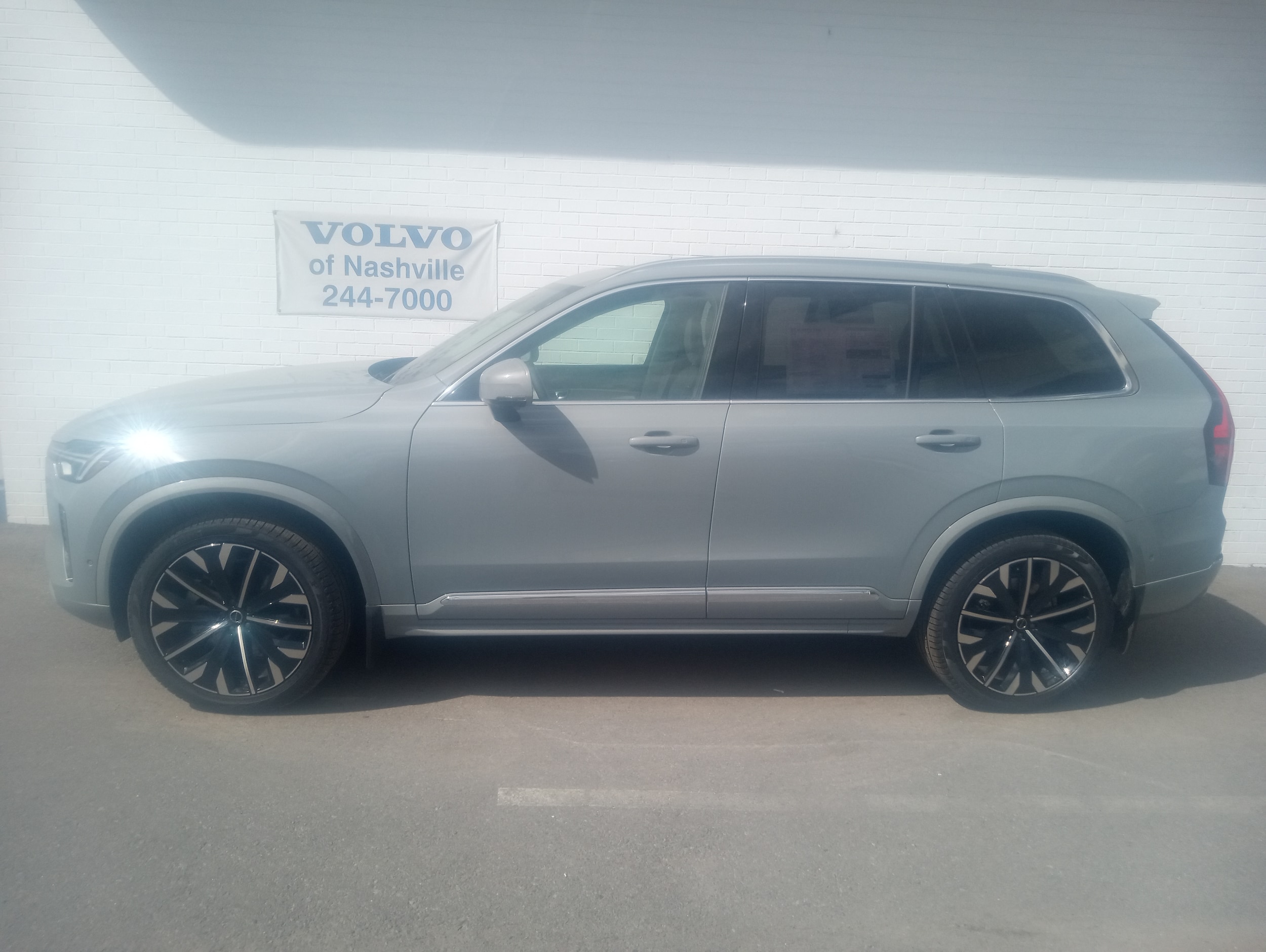 2026 Volvo XC90 B6 Ultra Bright 7-Seater 4WD's photo