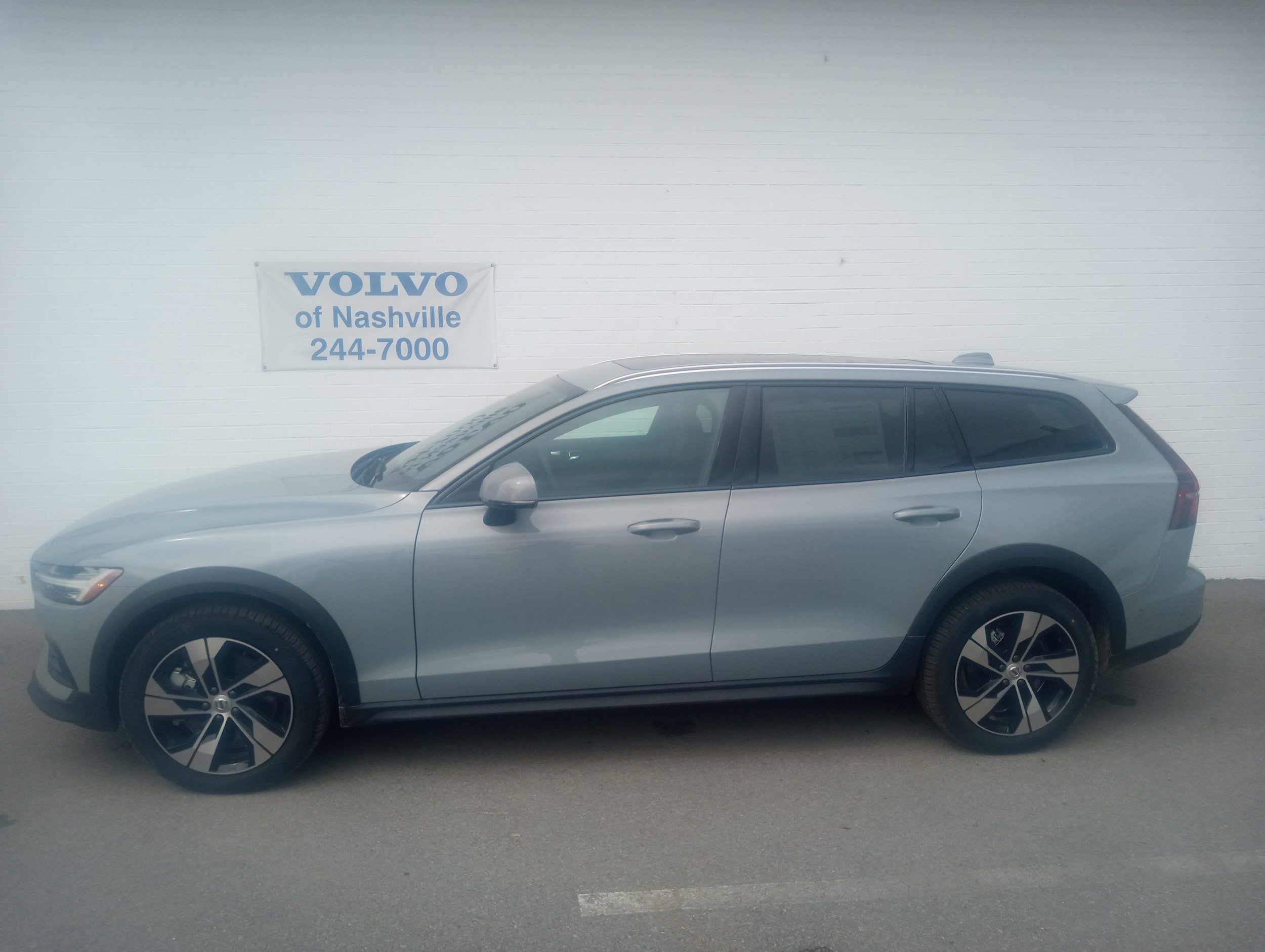 2026 Volvo V60 Cross Country Wagon 