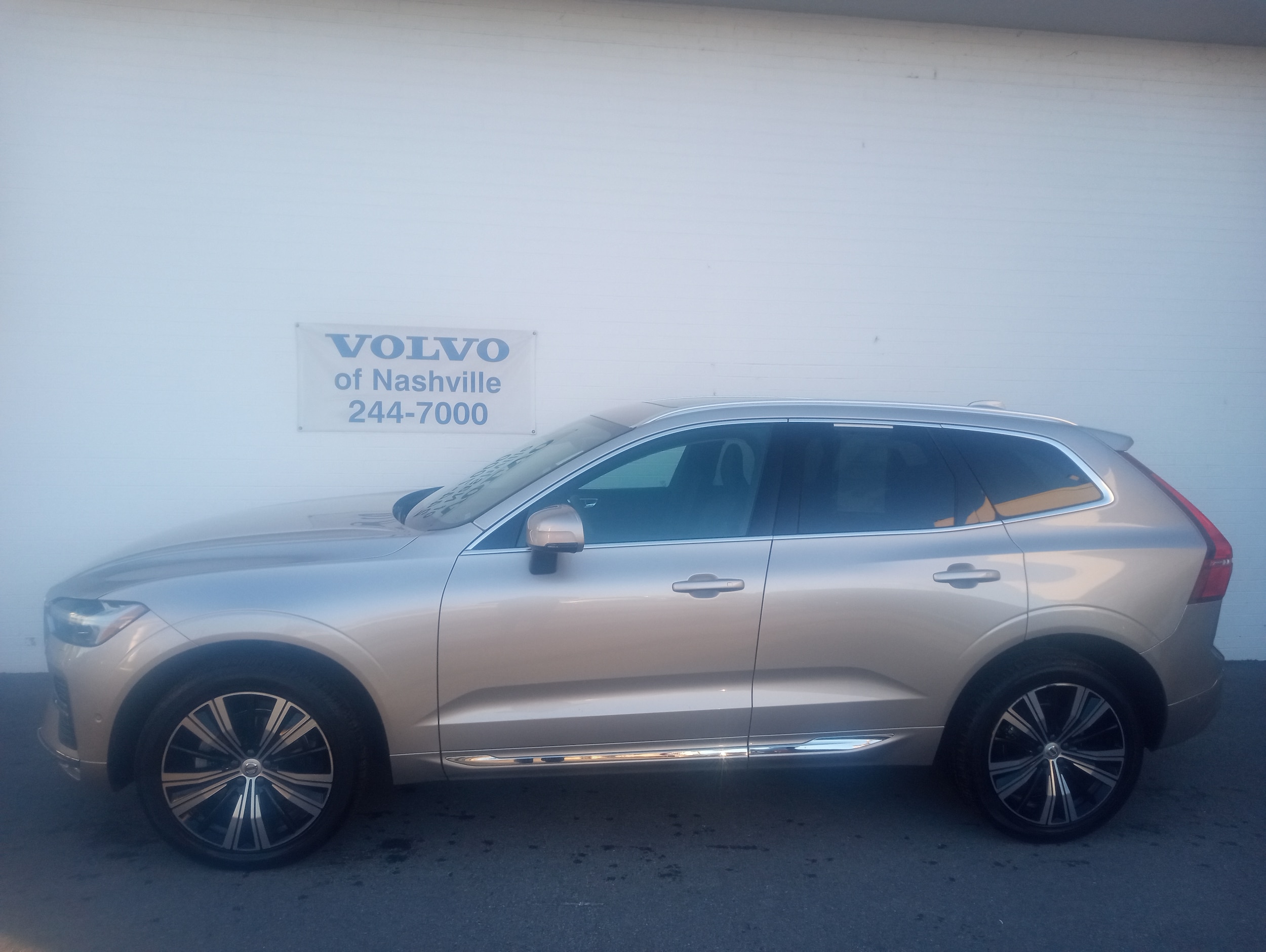 2023 Volvo XC60 Plus