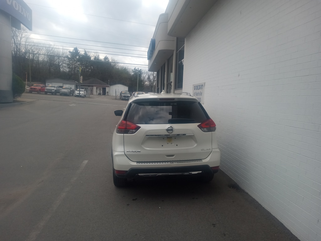 Used 2018 Nissan Rogue SL SUV