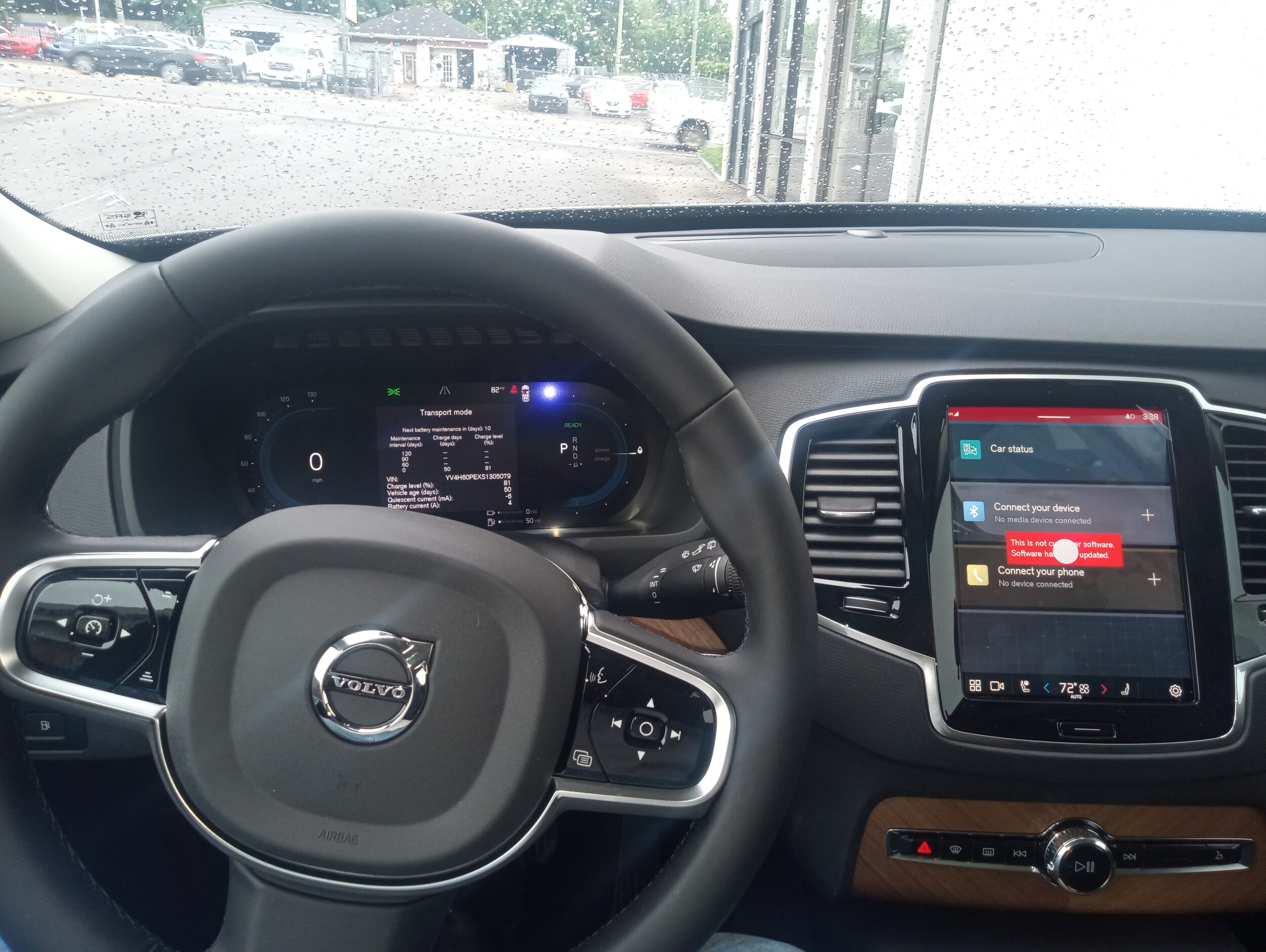 2025 Volvo XC90 T8 Plus photo 2