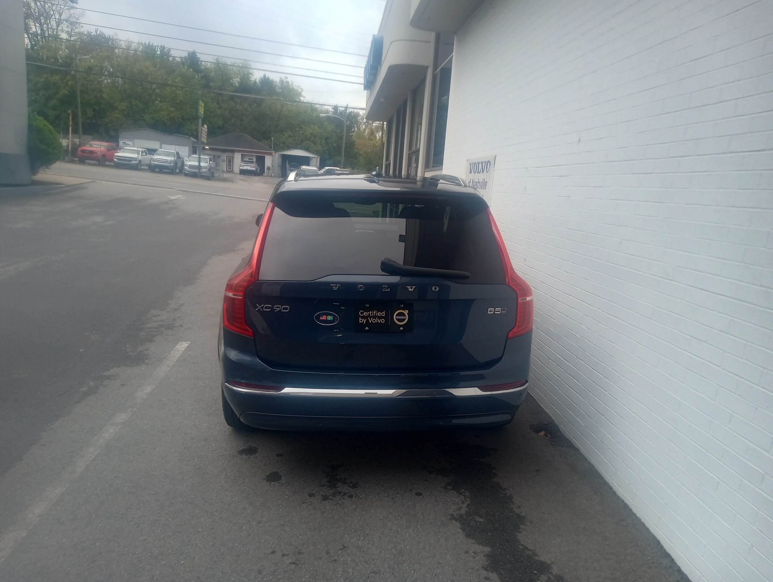 2025 Volvo XC90 B5 Core photo 4