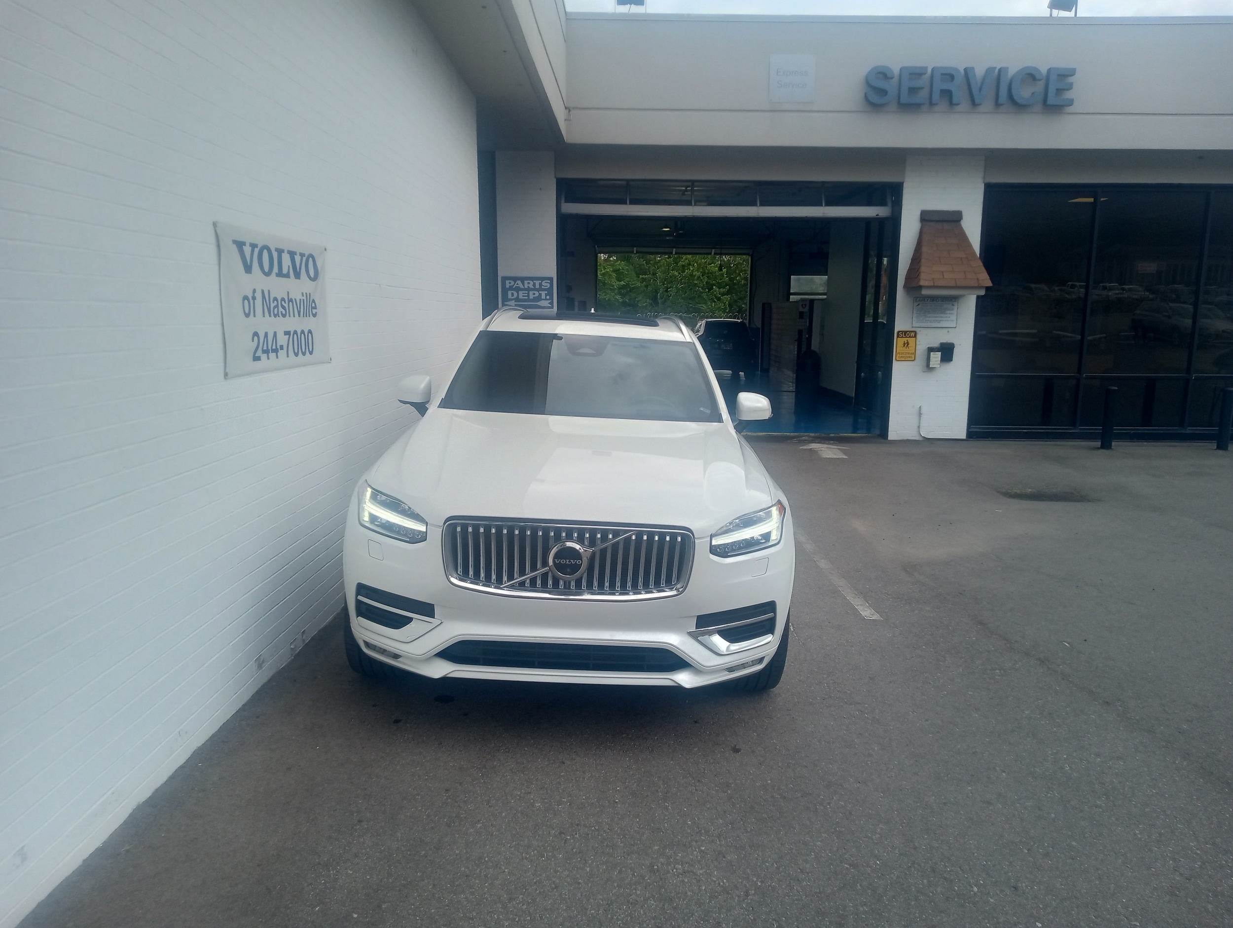 YV4L12PNXP1924437