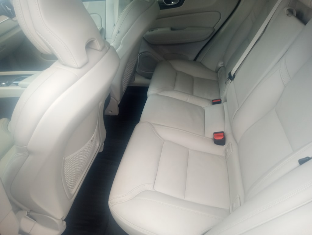 Certified 2022 Volvo XC60 B5 FWD Inscription SUV