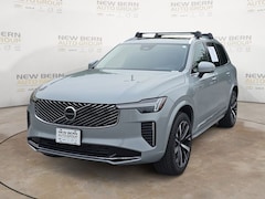 2025 Volvo XC90 B6 Core SUV