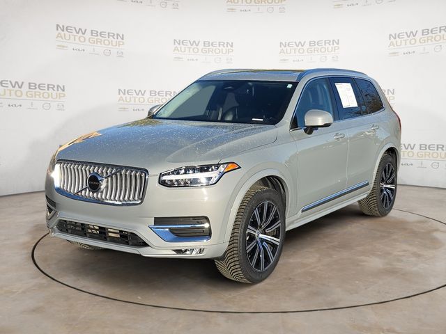 2025 Volvo XC90 B5 Core Bright 4WD's photo