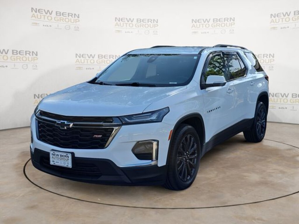 Used 2023 Chevrolet Traverse RS SUV